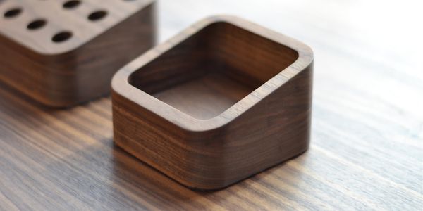 Small_storage_tray_danish_oiled_walnut